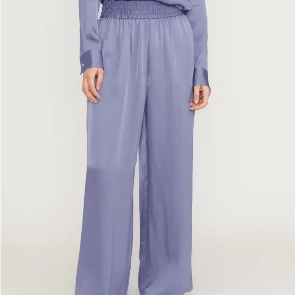 Everlane pebbled silky pants - Picture 6 of 6